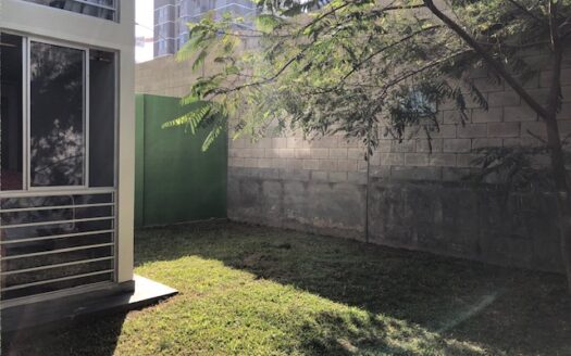 Departamento 140 m2 con jardín en el Callao